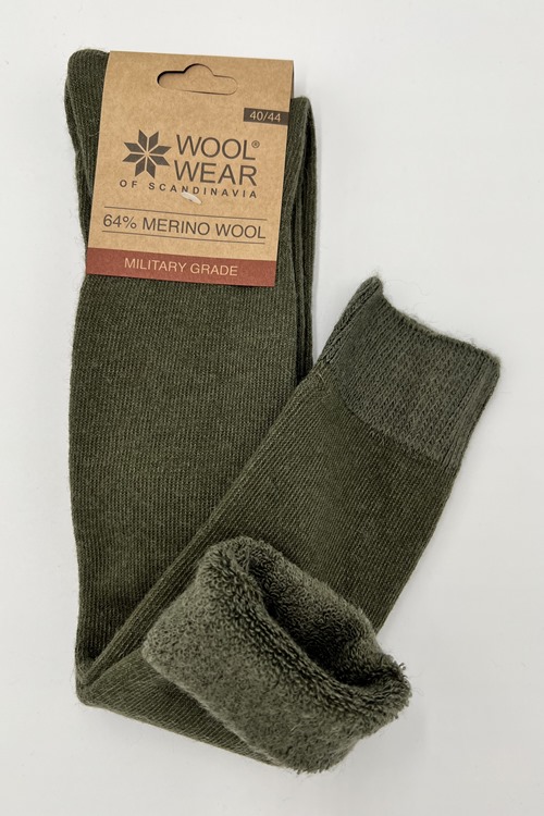 Knästrumpor och knäsockor av 64% merinoull från WOOLWEAR of Scandianvia